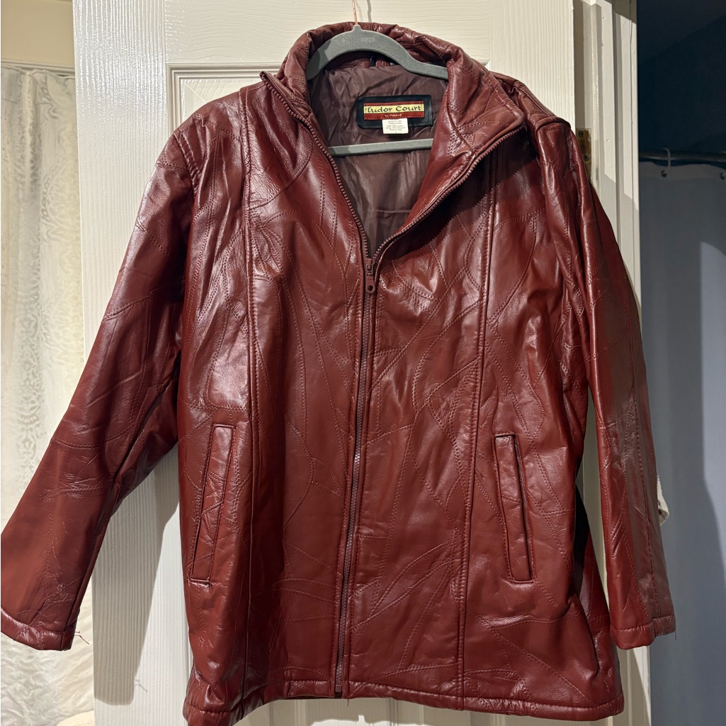 Haband Tudor Court Vintage Maroon Leather Jacket Haband Tudor Court Vintage Maroon Leather Jacket